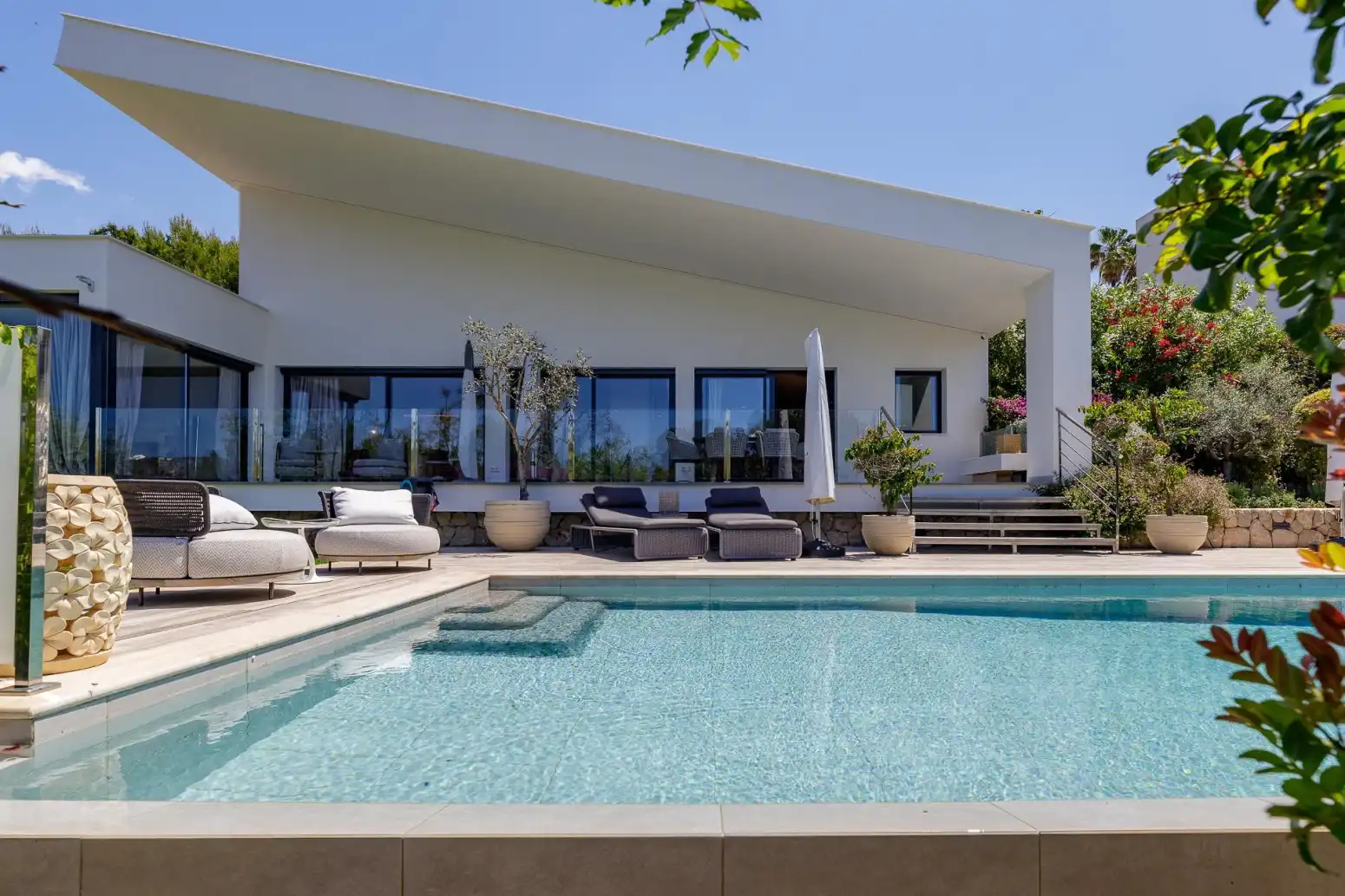 Piscina de Casa o xalet en venda en Calvià amb Aire condicionat, Calefacció i Parquet