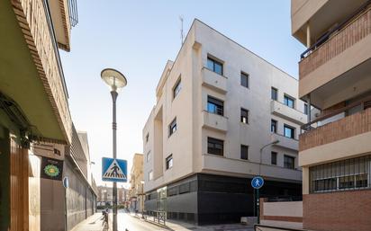 Vista exterior de Pis en venda en  Granada Capital amb Parquet