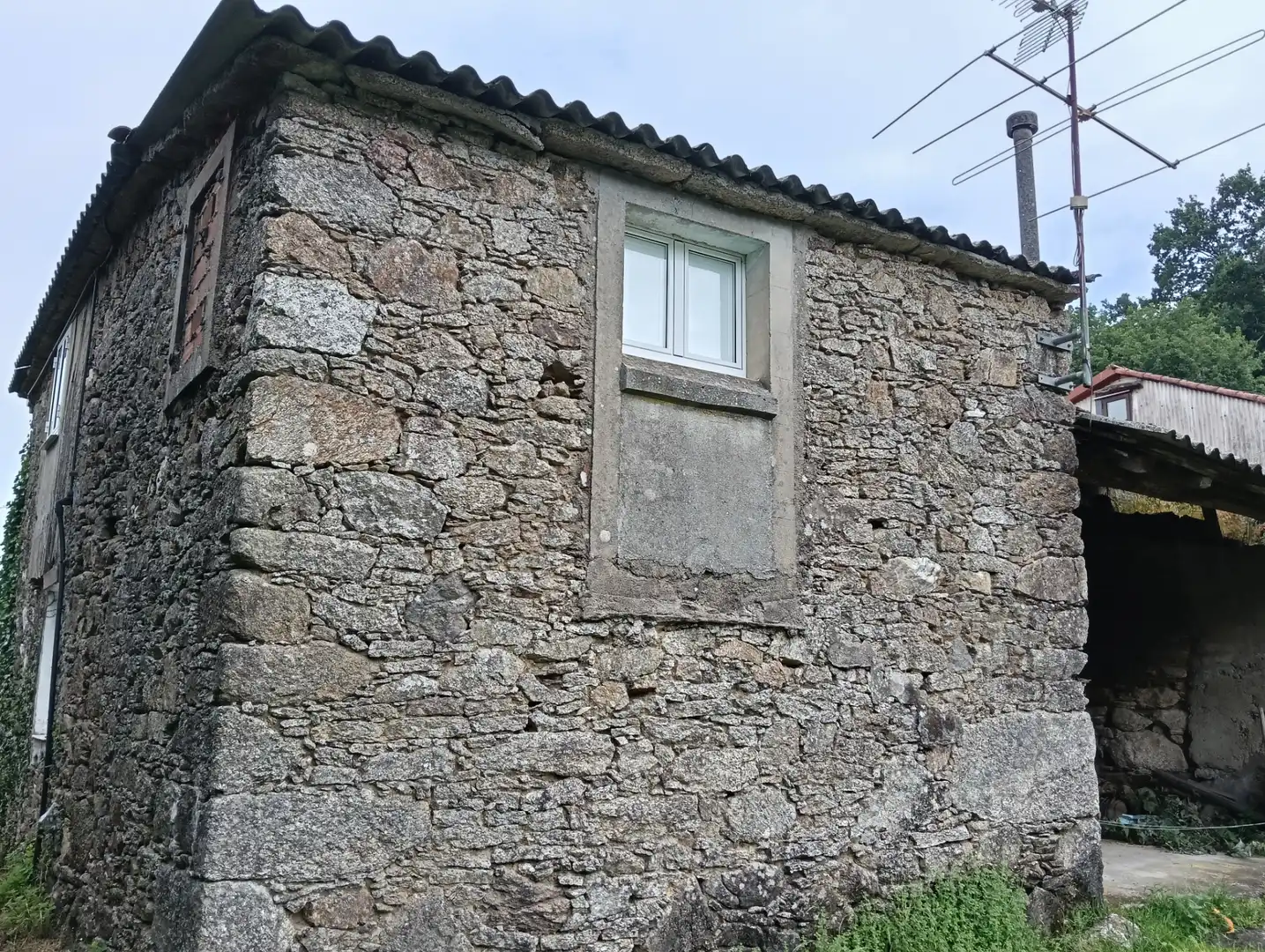 Vista exterior de Casa adosada en venta en Vilasantar con Jardín privado