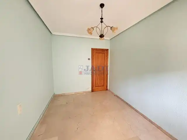 Flat with lift for sale in Valdepeñas, imagen 8