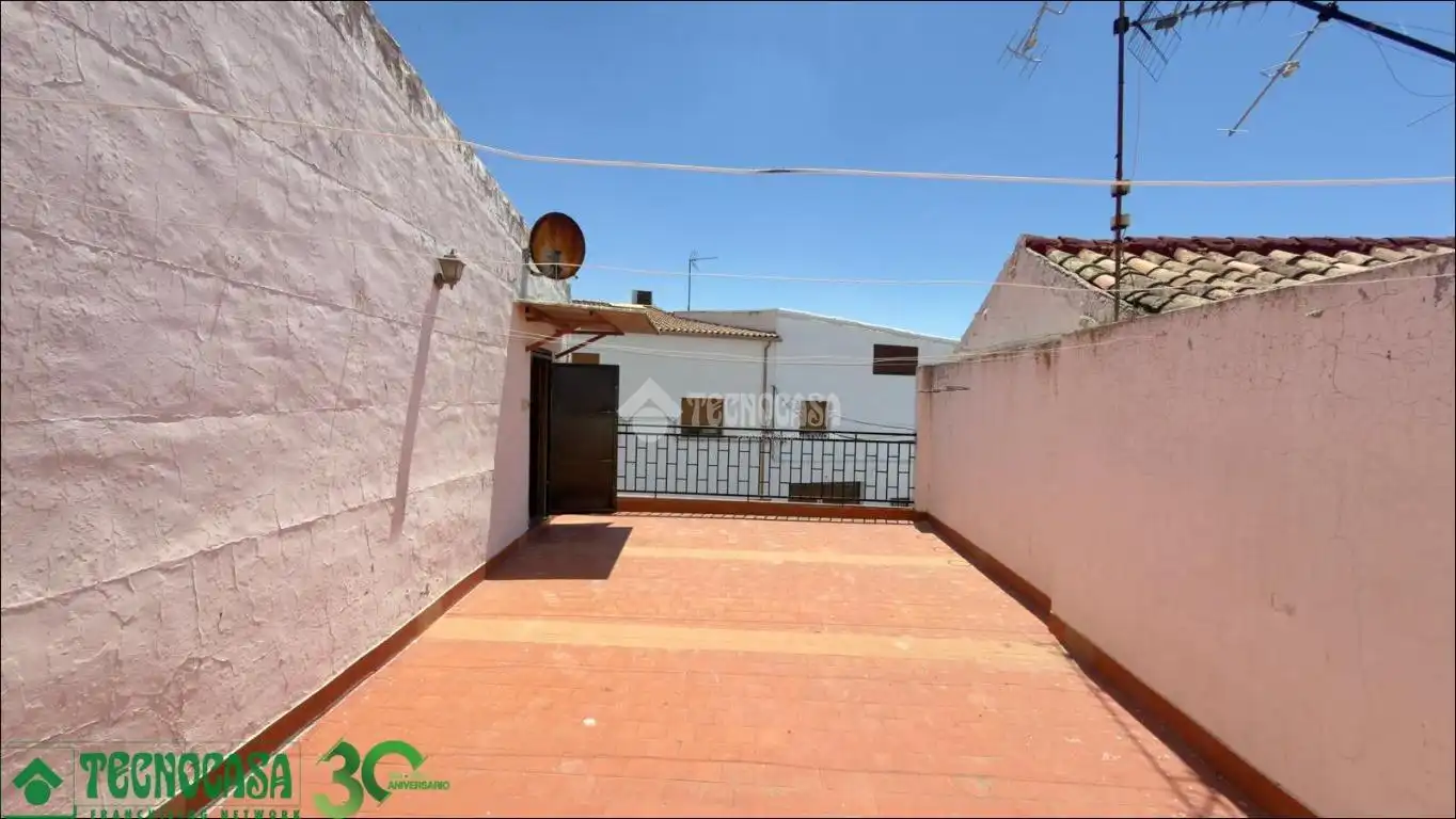 Vista exterior de Casa o xalet en venda en Campo de Criptana amb Calefacció