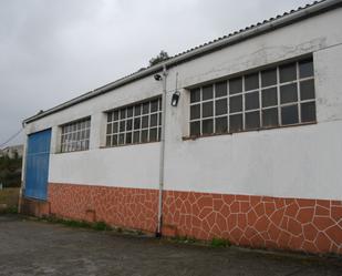 Vista exterior de Nau industrial en venda en Betanzos