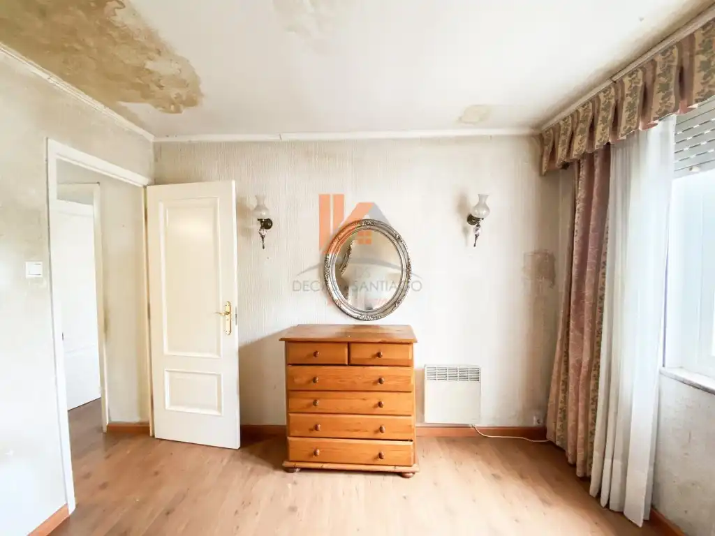 Schlafzimmer von Haus oder Chalet zum Verkauf in Santiago de Compostela  mit Terrasse