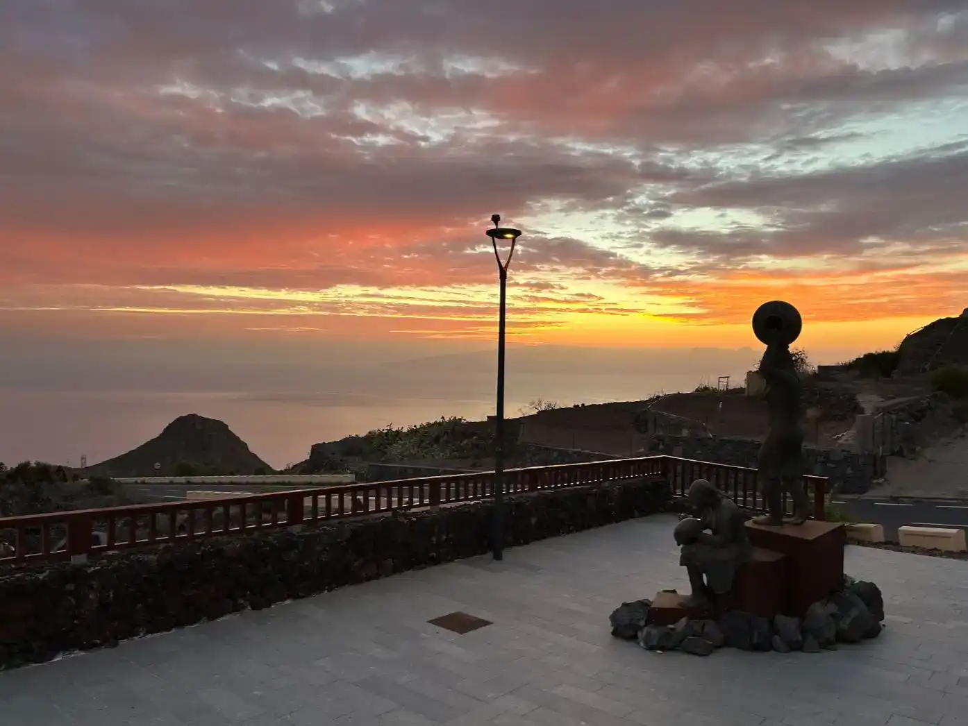 Vista exterior de Piso en venta en Santiago del Teide con Aire acondicionado, Trastero y Amueblado
