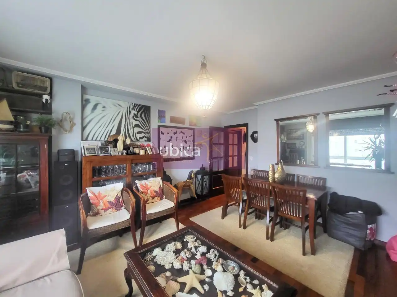 Sala de estar de Piso en venta en Vigo  con Calefacción, Parquet y Trastero