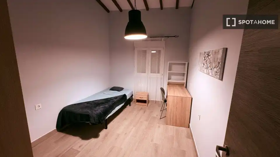 Dormitori de Pis de lloguer en Sant Joan d'Alacant amb Aire condicionat, Calefacció i Moblat