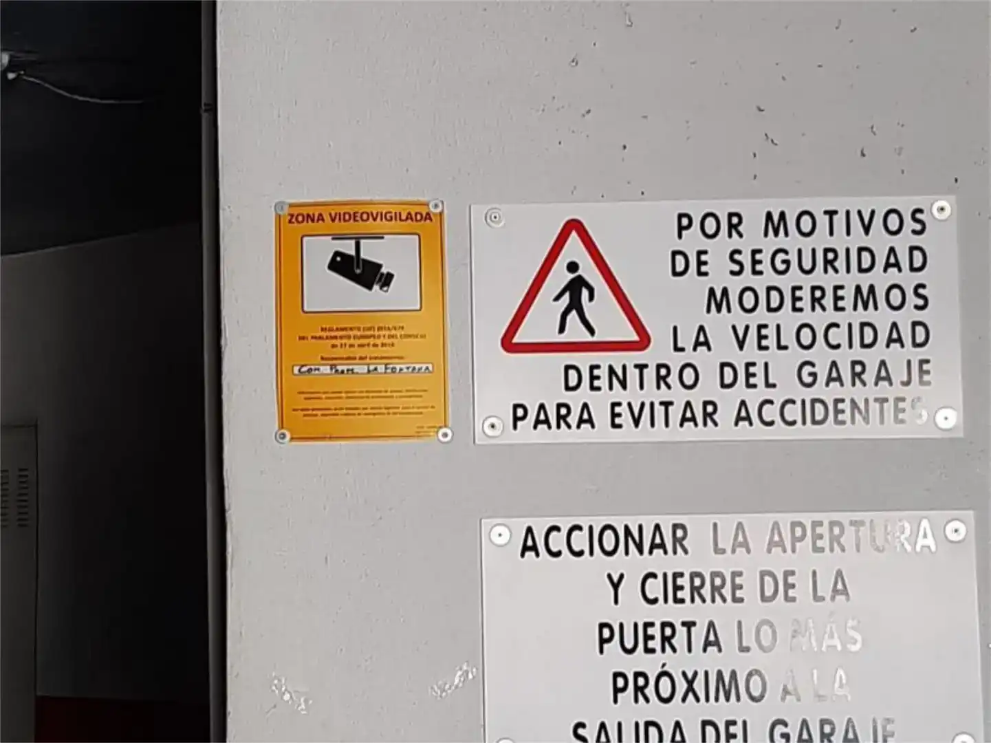 Parking de Ático en venta en  Murcia Capital con Aire acondicionado, Piscina y Balcón