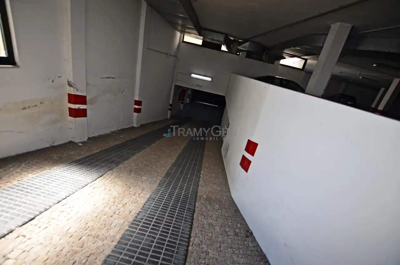 Garage zum Verkauf in MANUEL ALVAREZ, A Guarda