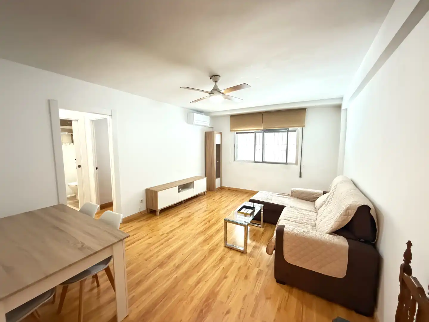 Living room of Flat for sale in Alcalá de Henares  with Air Conditioner and Heating