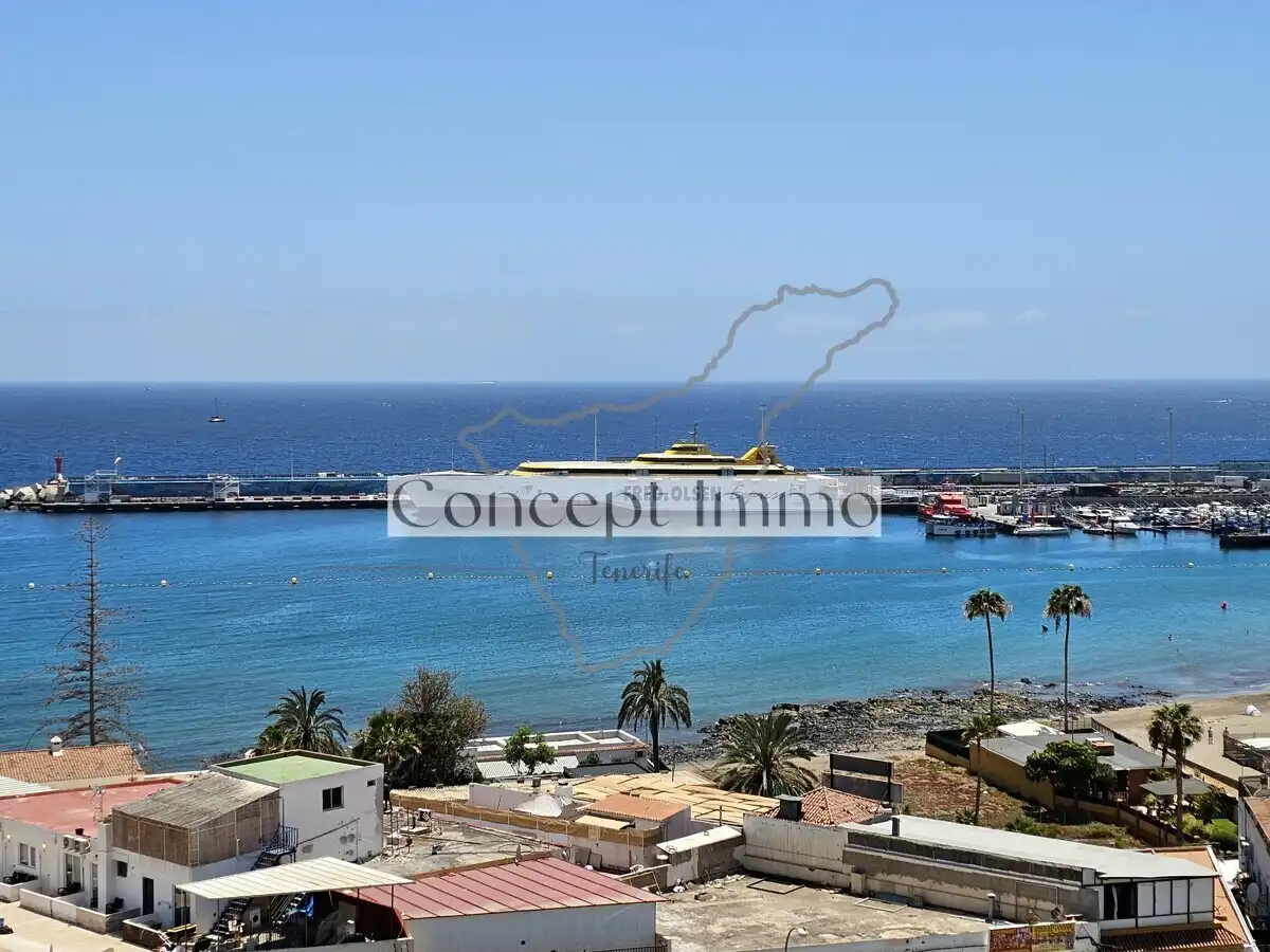 Ático en venta en Arona con Terraza, Trastero y Balcón