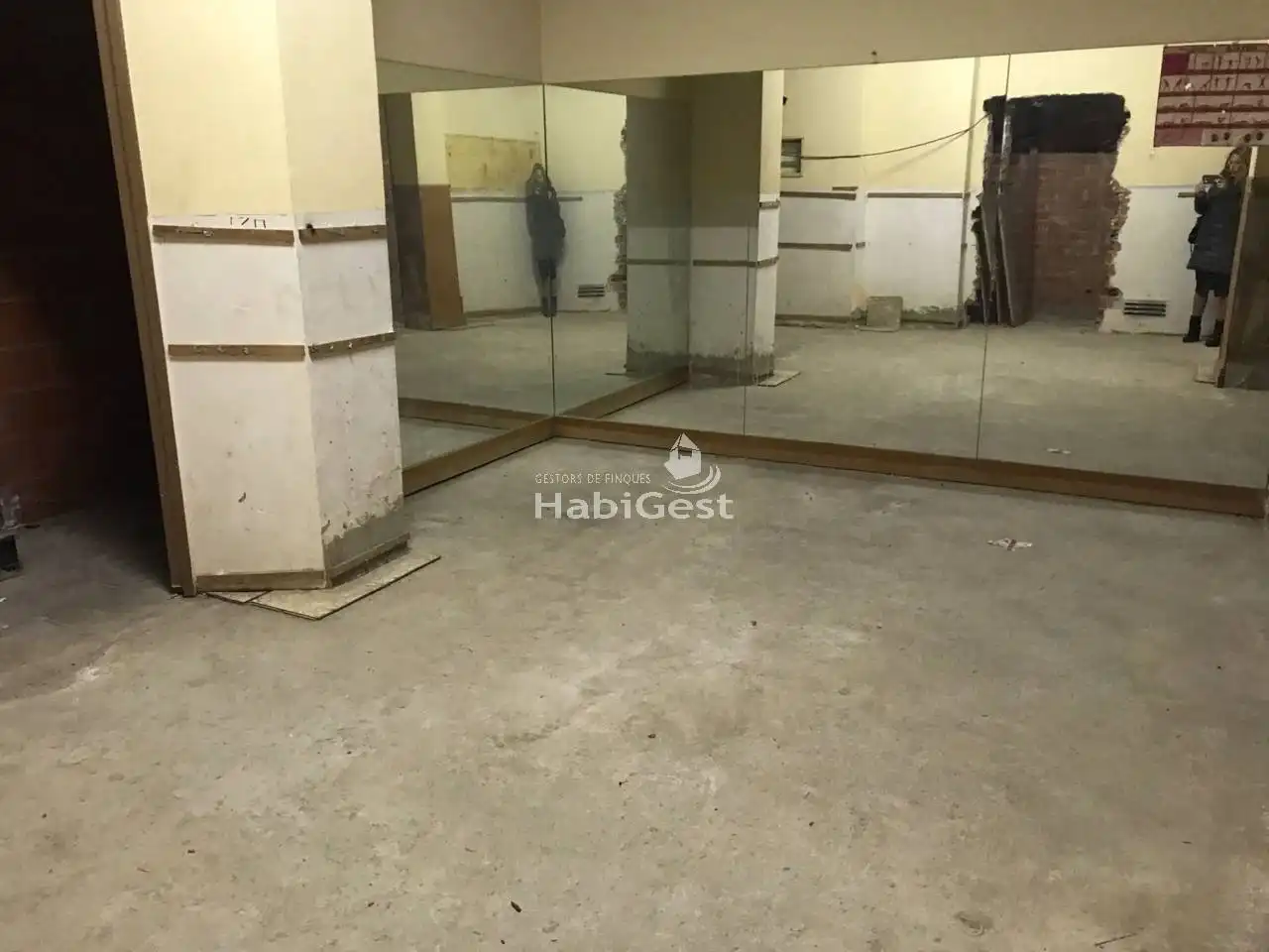Local comercial en venda a Calle SANTIAGO RUSINYOL, imagen 4
