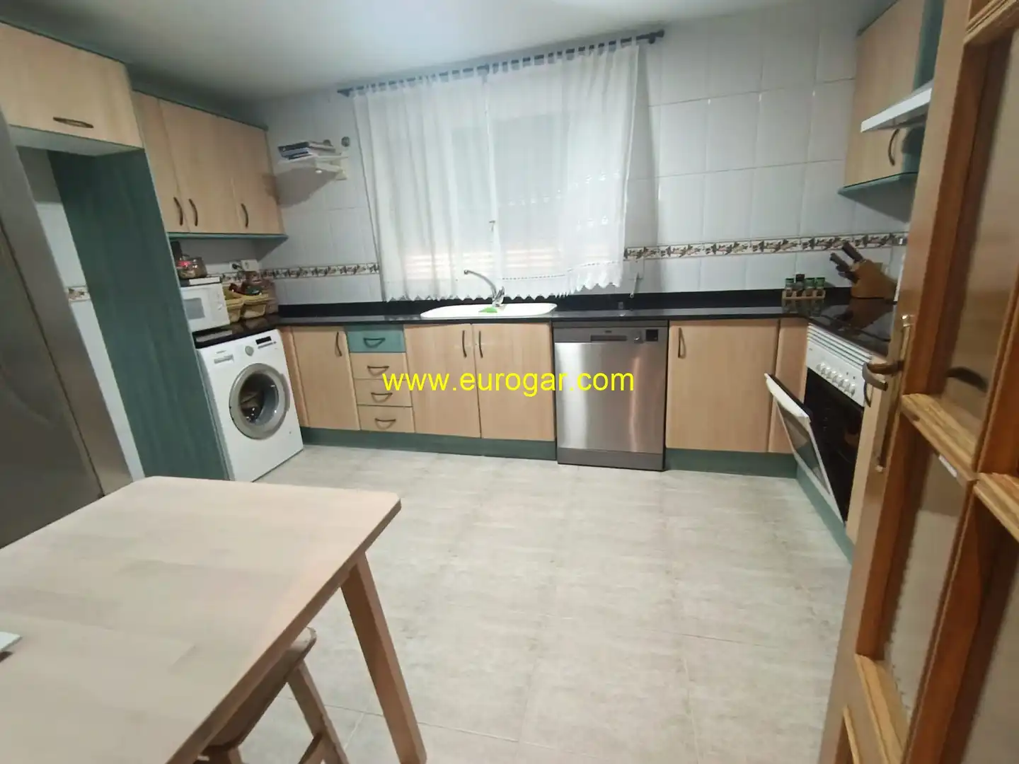 Kitchen of Duplexes for sale in Cheste, Valencia