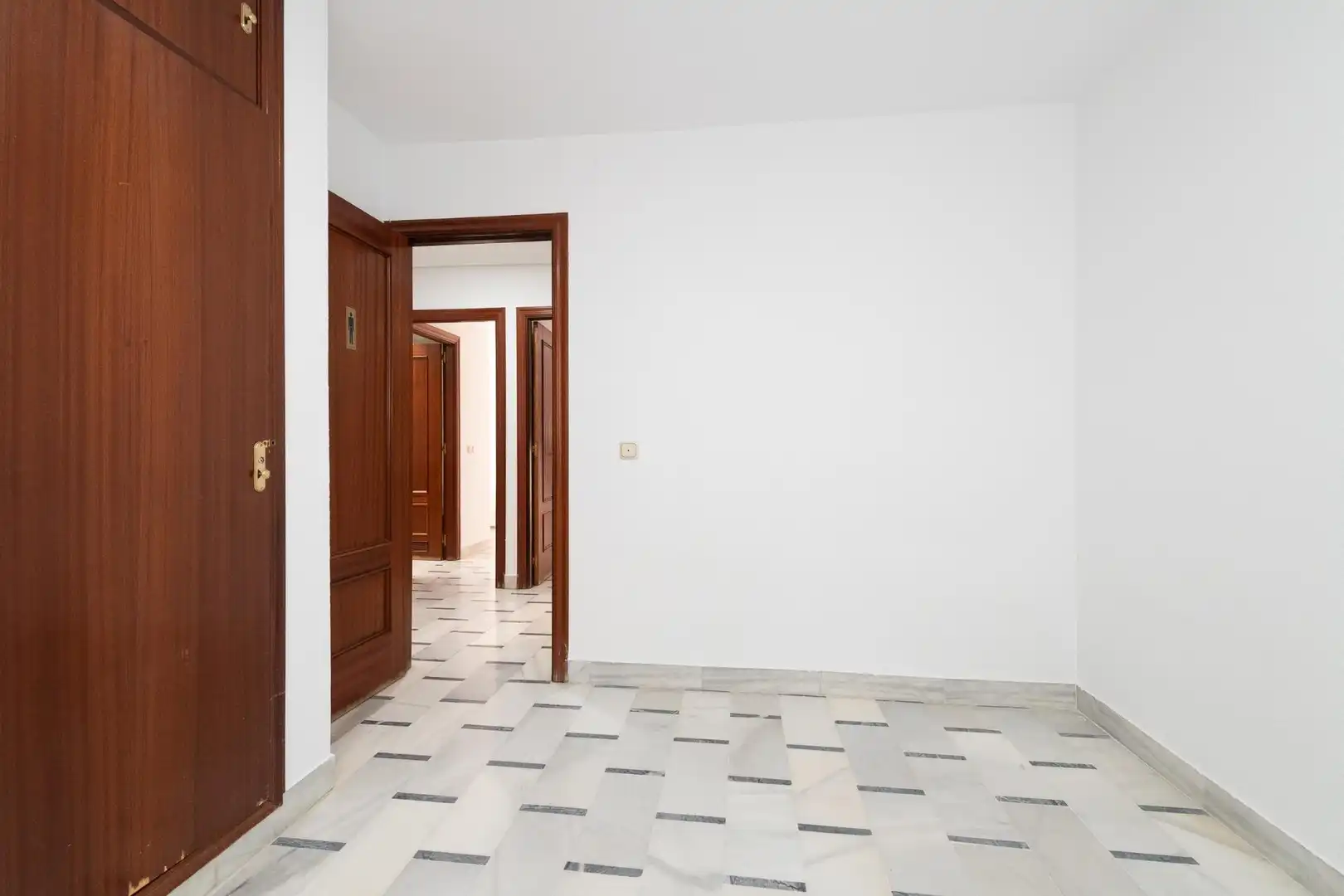 Piso en venta en Málaga con Terraza, Trastero y Piscina comunitaria