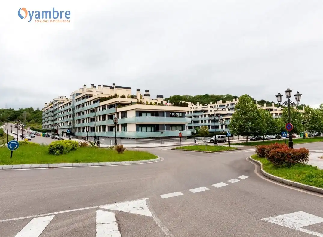 Local comercial en venta en TAPIA DE CASARIEGO 7