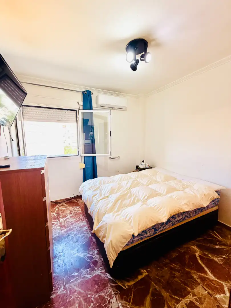 Bedroom of Flat for sale in Sevilla  with Air Conditioner and Terrace