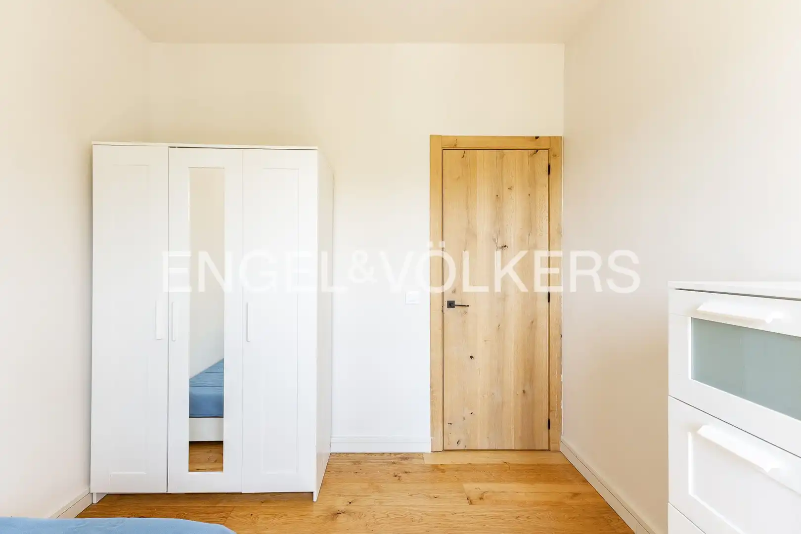 Schlafzimmer von Haus oder Chalet zum Verkauf in La Vall d'en Bas mit Heizung und Privatgarten