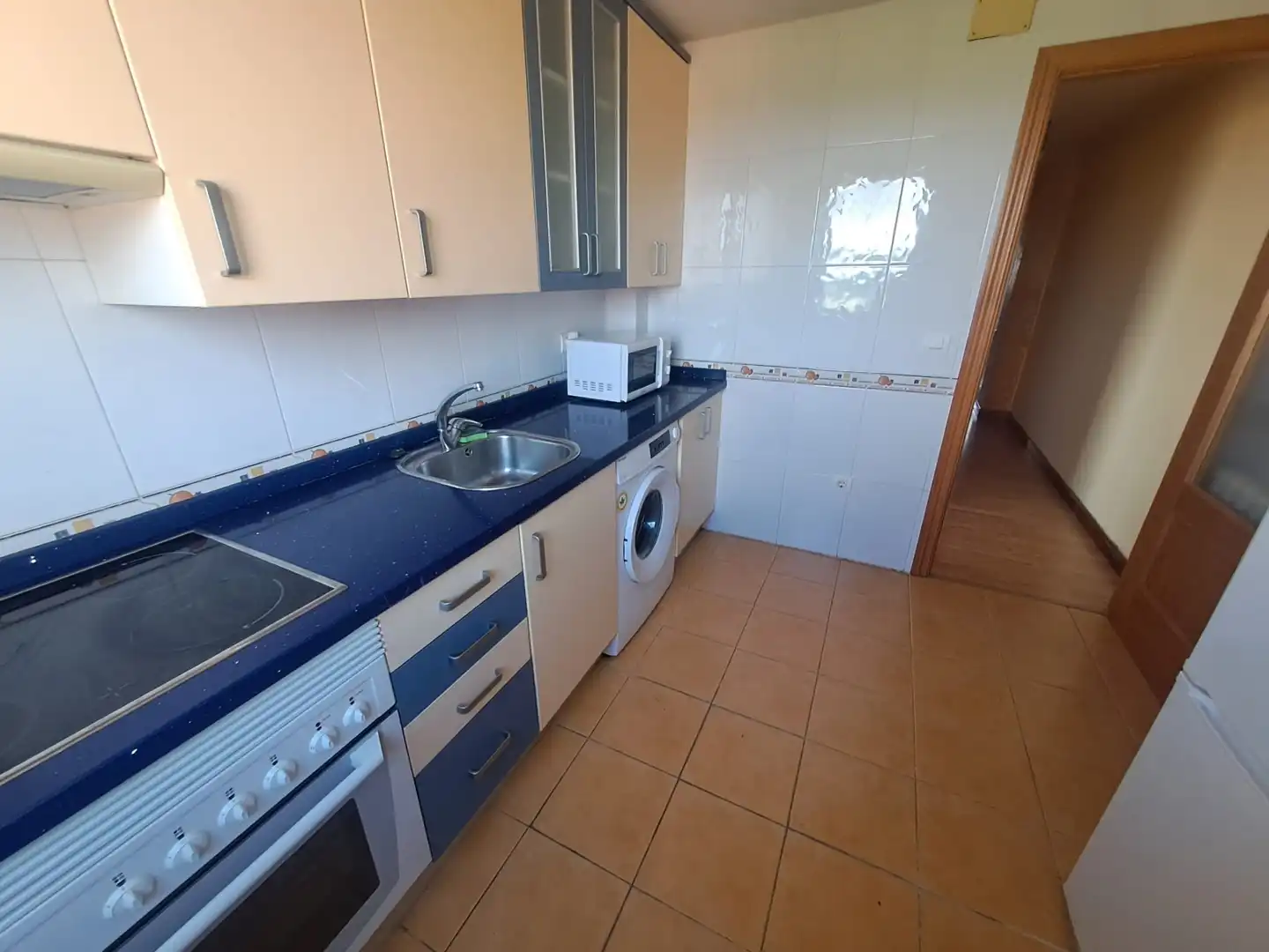 Cuina de Pis en venda en Calvarrasa de Abajo amb Calefacció, Parquet i Moblat