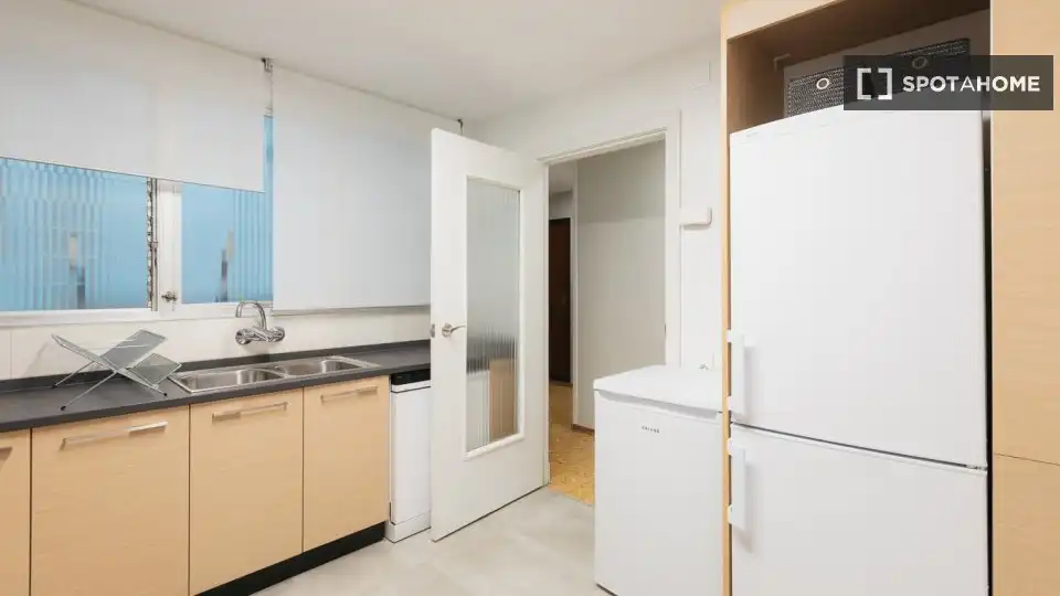 Cocina de Piso de alquiler en Valencia con Aire acondicionado, Calefacción y Amueblado