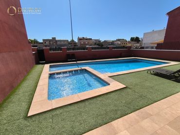 House with pool for sale in MÚSICO DON JUAN MOLINA