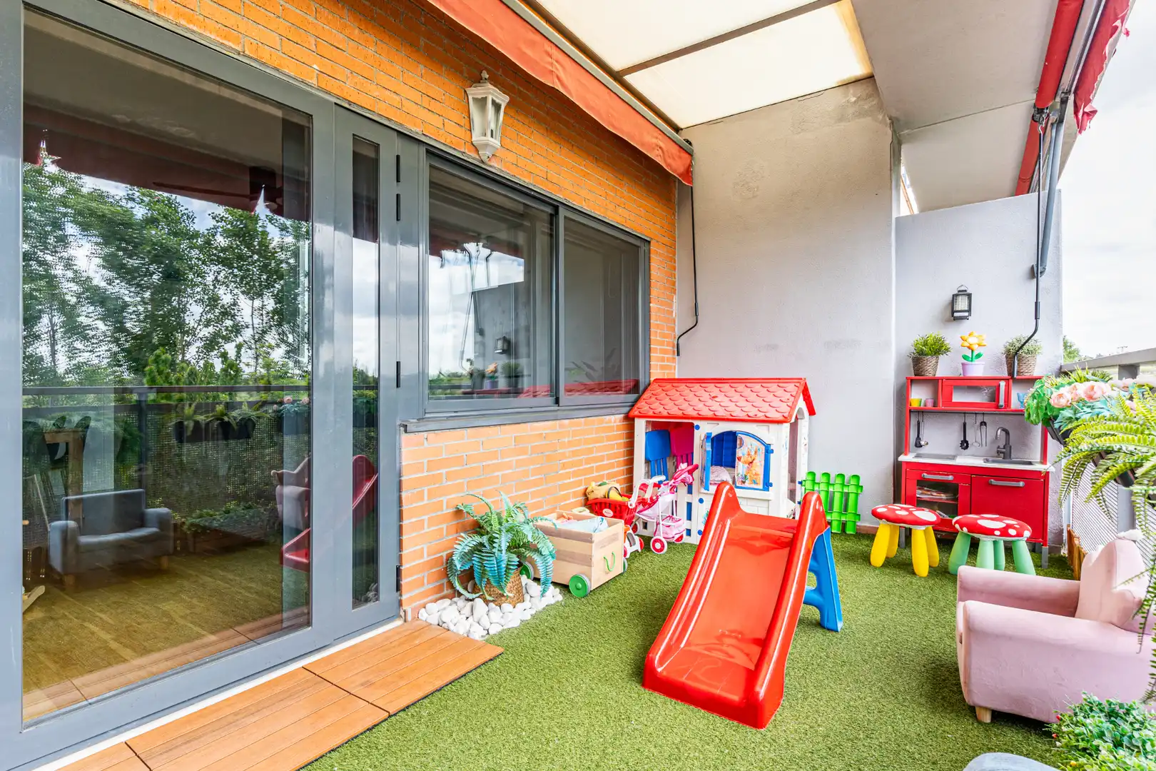 Terrasse von Wohnung zum Verkauf in Las Rozas de Madrid mit Klimaanlage, Heizung und Parkett