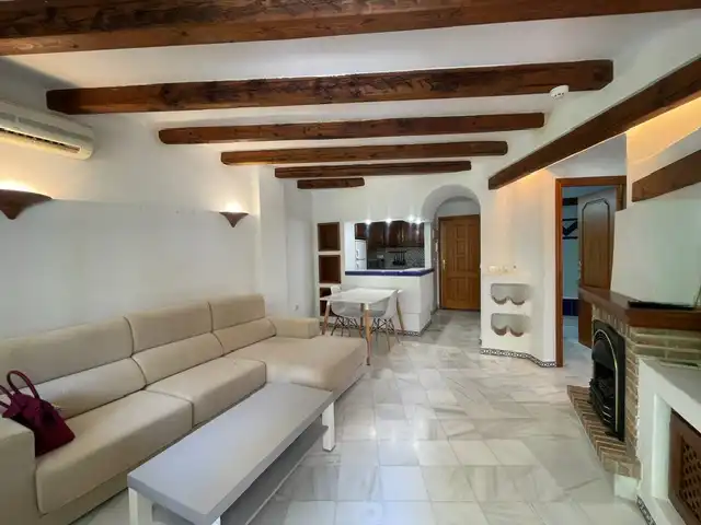 Wohnzimmer von Erdgeschoss zum Verkauf in Torrevieja mit Klimaanlage, Heizung und Terrasse