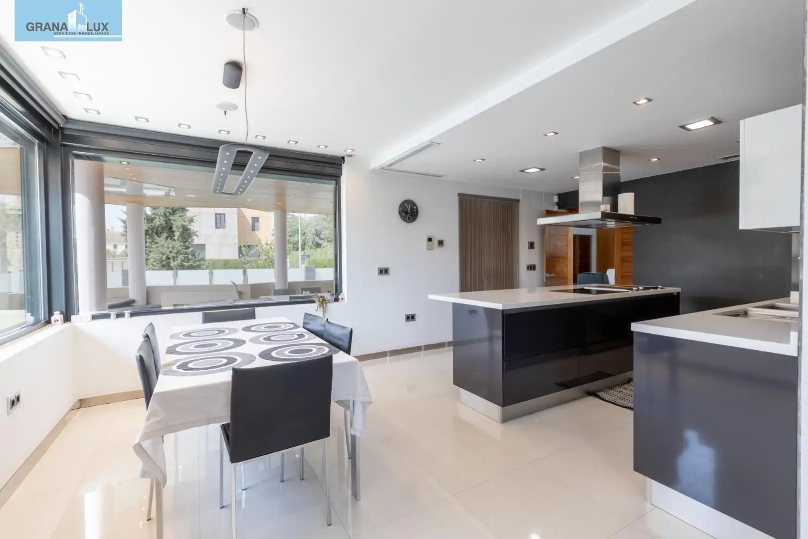 Chalet con piscina en venta en Urbanizacion El Carmelo, imagen 17