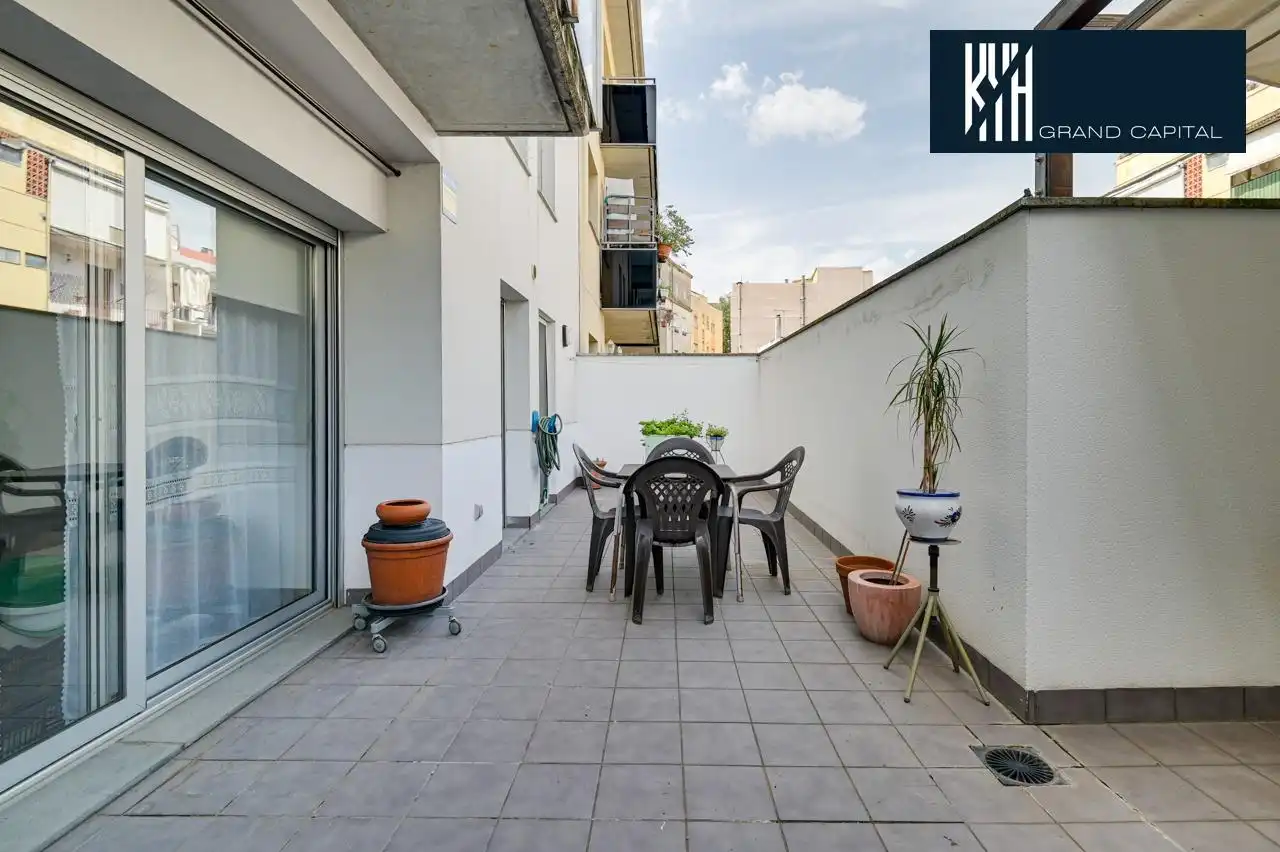 Piso con ascensor en venta en NARCIS MONTURIOL-STA EUGE, imagen 8