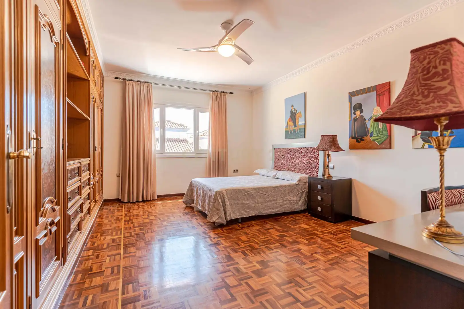 Habitación de Casa o chalet en venta en Motril con Aire acondicionado y Jardín privado