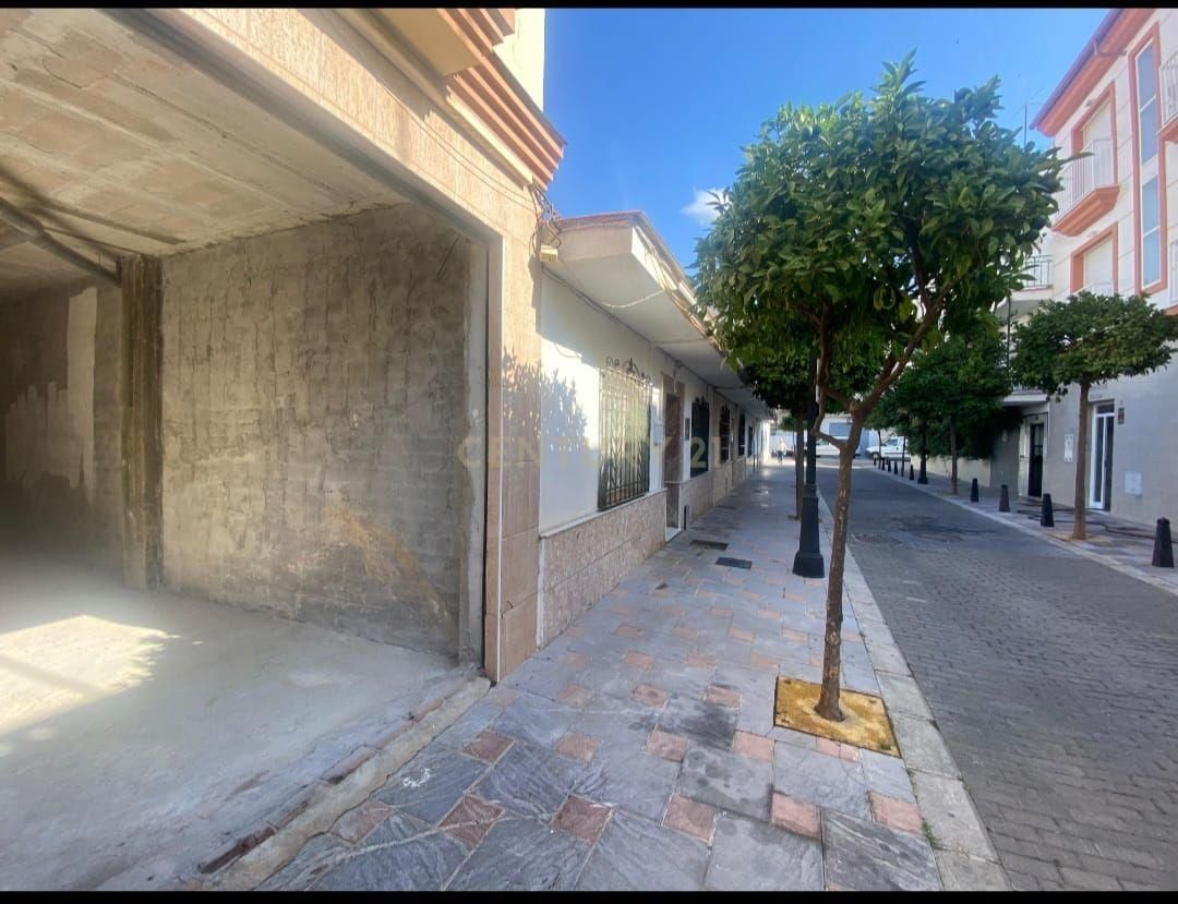 Vista exterior de Local en venda en Fuengirola