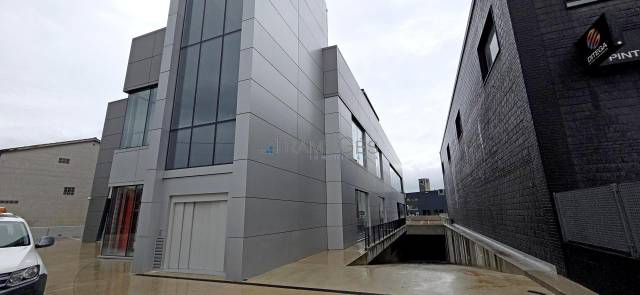 Nave industrial en Alquiler en GANDARON en Lavadores