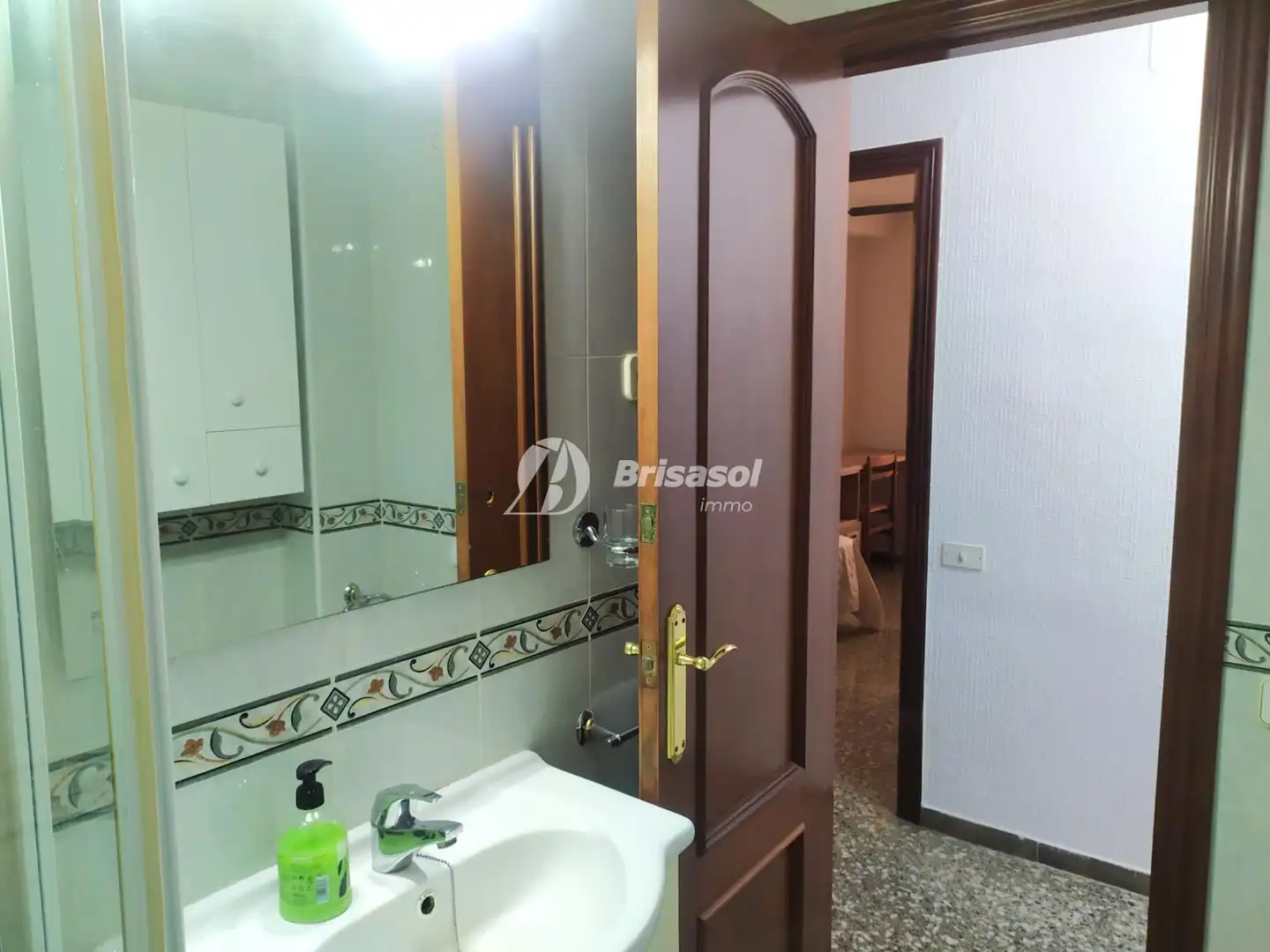 Baño de Piso en venta en Tarragona con Calefacción, Trastero y Amueblado