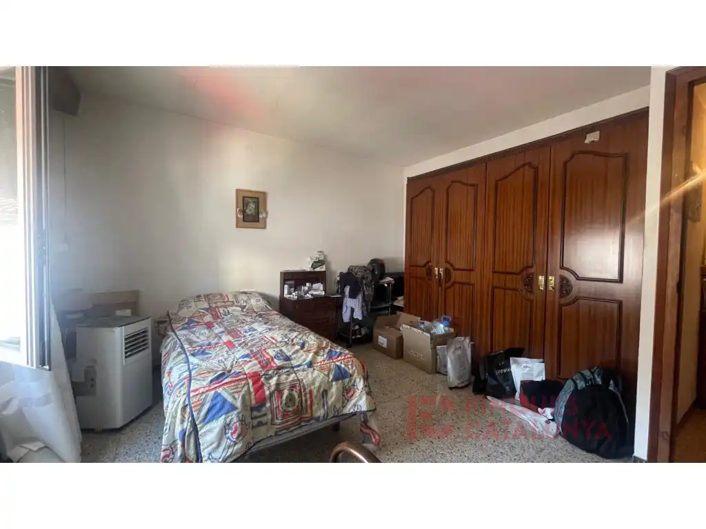 Habitación de Casa o chalet en venta en Girona