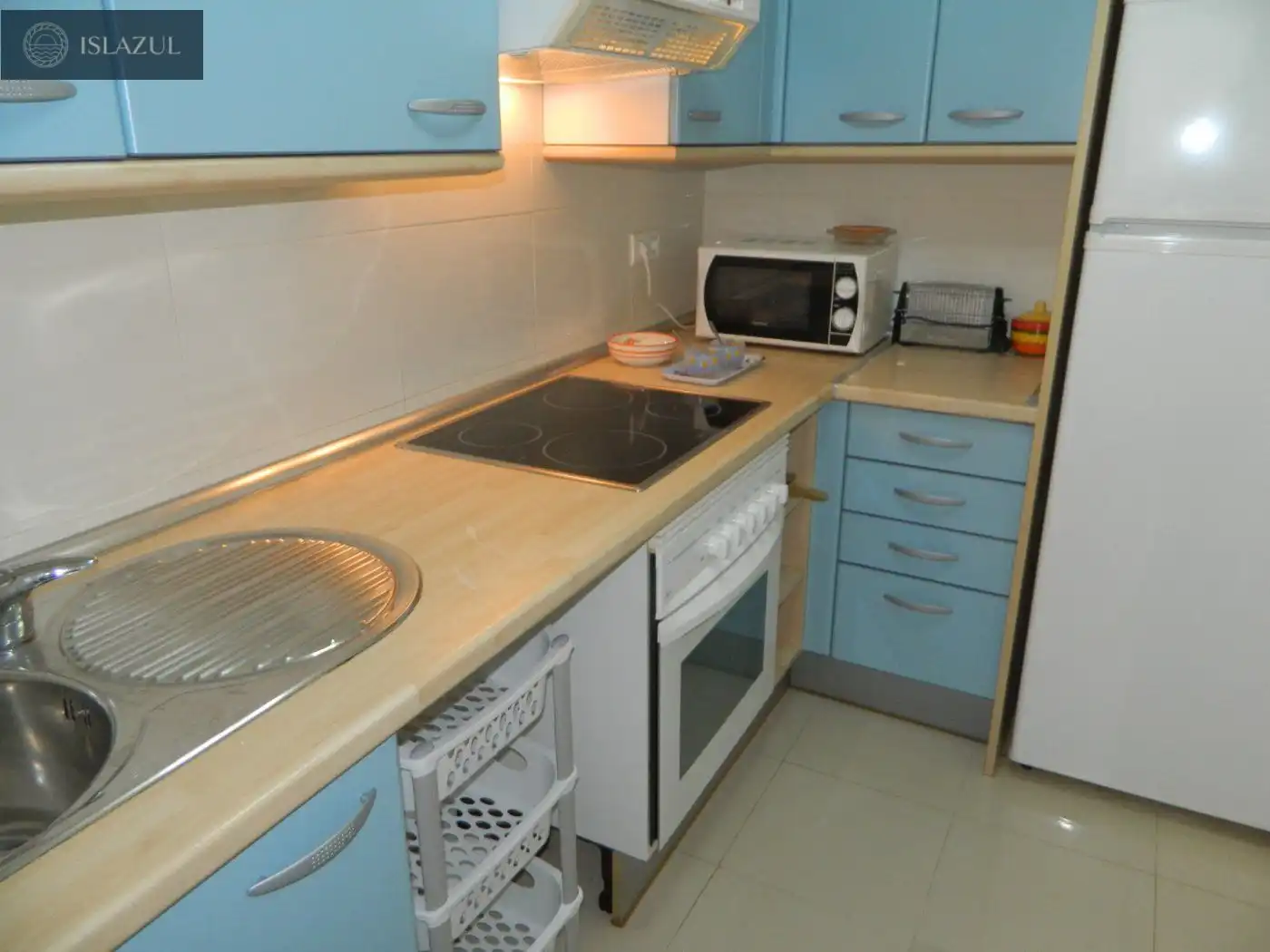 Cocina de Dúplex de alquiler en Isla Cristina con Terraza, Balcón y Piscina comunitaria