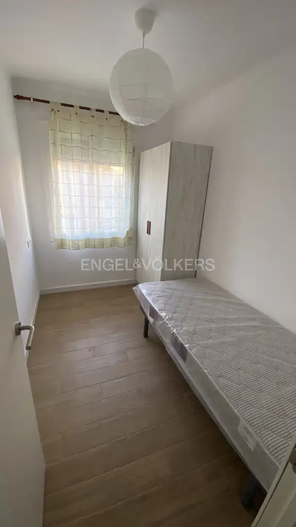 Habitación de Piso en venta en Barcelona con Calefacción y Balcón