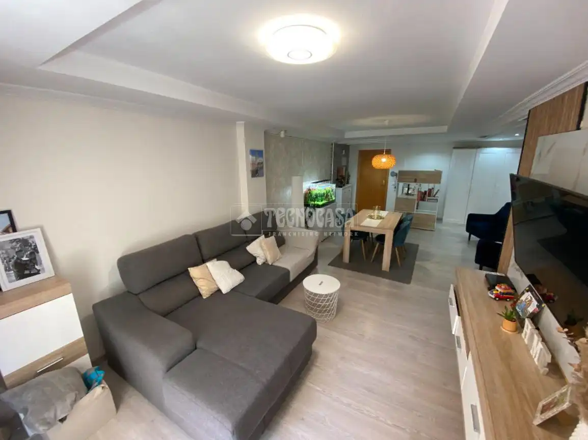 Sala de estar de Piso en venta en Paterna con Aire acondicionado, Terraza y Balcón