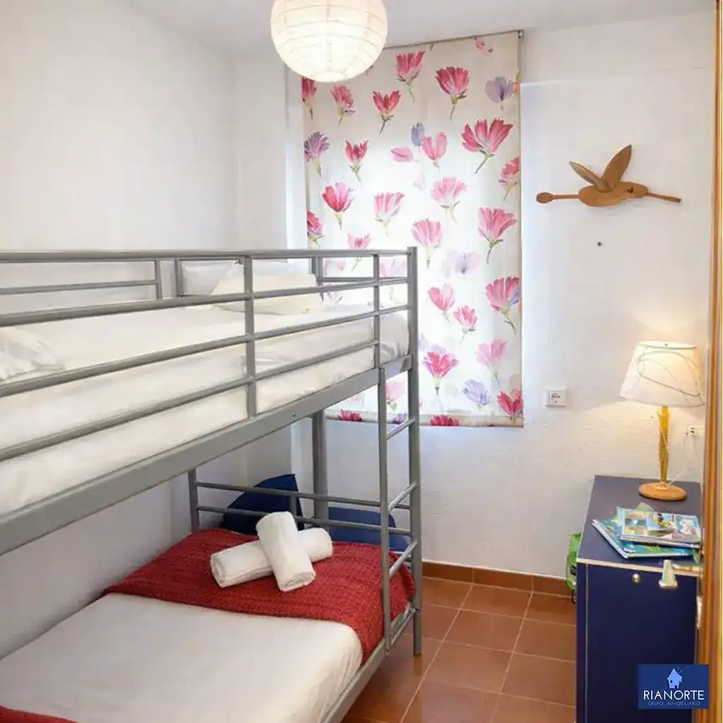 Piso con piscina en venta en Calle Castillo de Gauzón, imagen 25