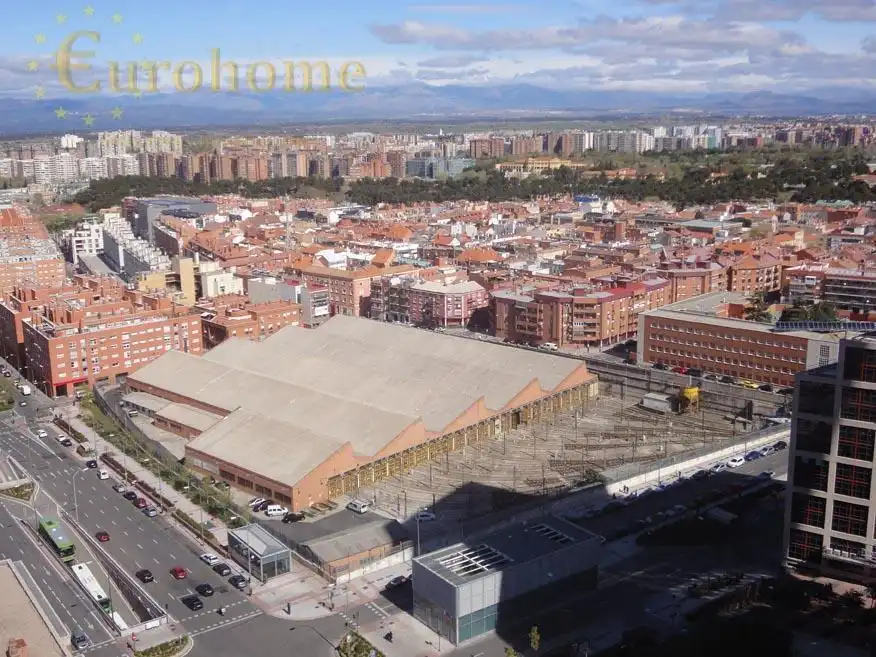 Local en traspaso en Almenara -Ventilla