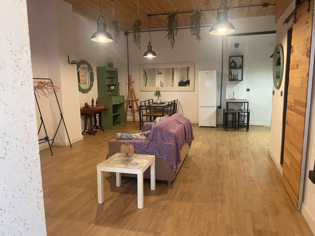 Loft de lloguer a Carrer de Sant Rafael, Centro Histórico