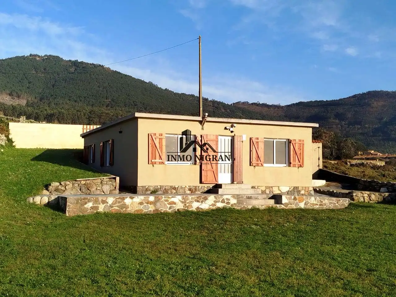 Casa con jardín en venta en Pedornes, imagen 2