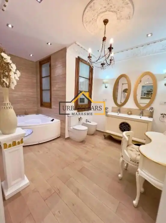 Bany de Dúplex en venda en Barcelona amb Aire condicionat, Calefacció i Parquet