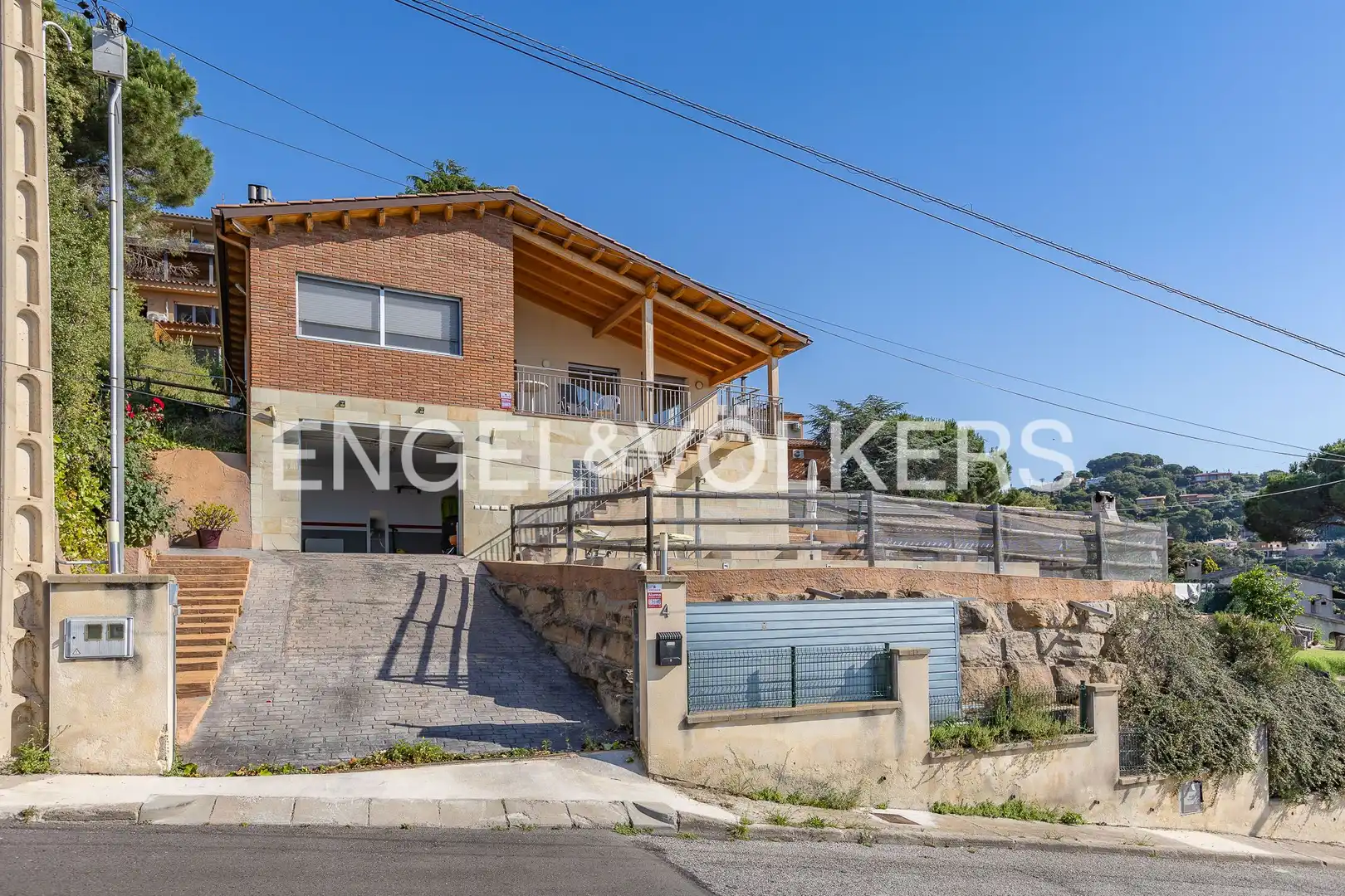 Exterior view of Houses for sale in L'Ametlla del Vallès  with Heating, Private garden and Storage room