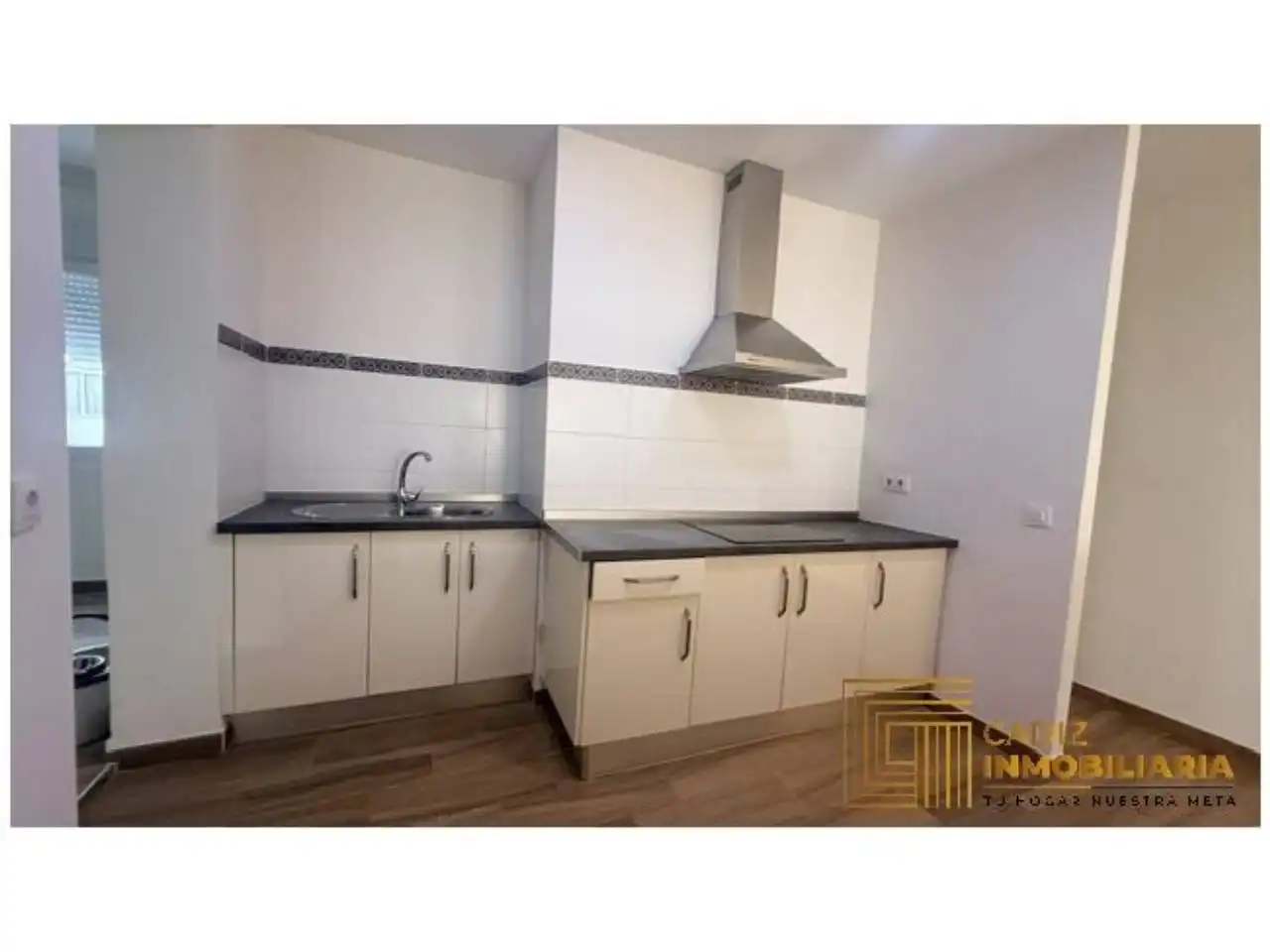 Kitchen of Flat for rent in El Puerto de Santa María  with Air Conditioner and Balcony