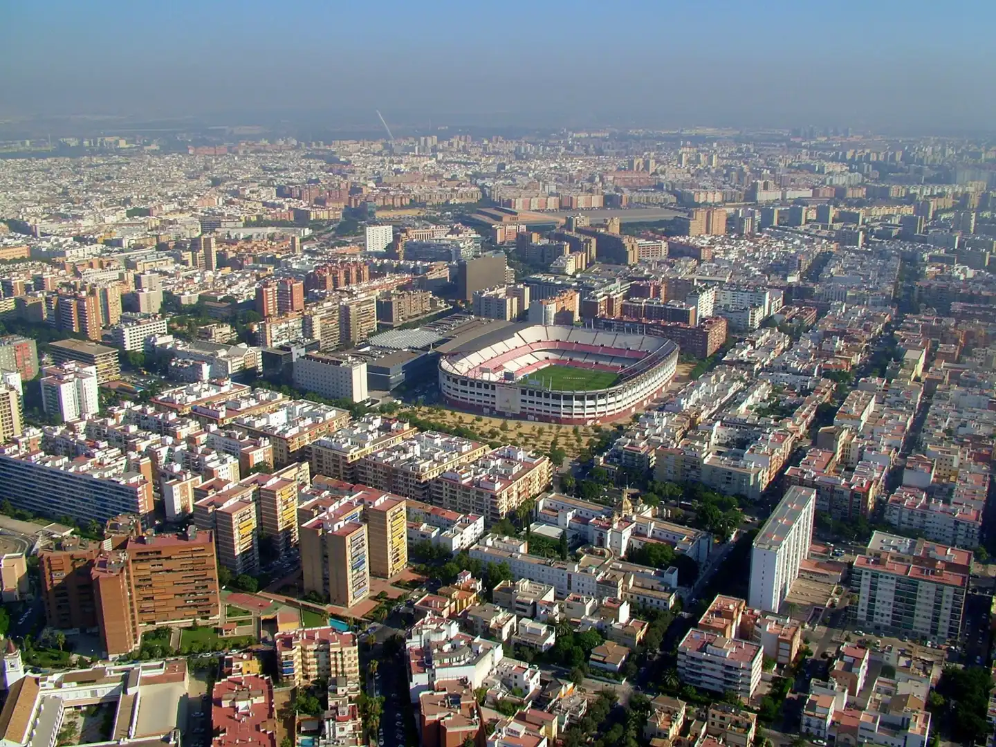 Mixto residencial con ascensor en venta en Nervión