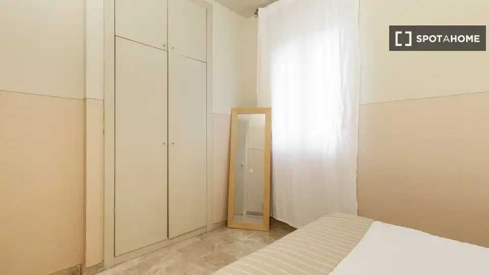 Flat with terrace to rent in Ciutat Vella, imagen 12