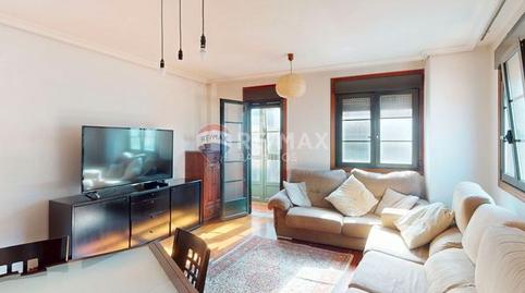 Foto 4 de Piso en venta en Rúa Da Falperra, Camelias - Pi y Margall, Pontevedra