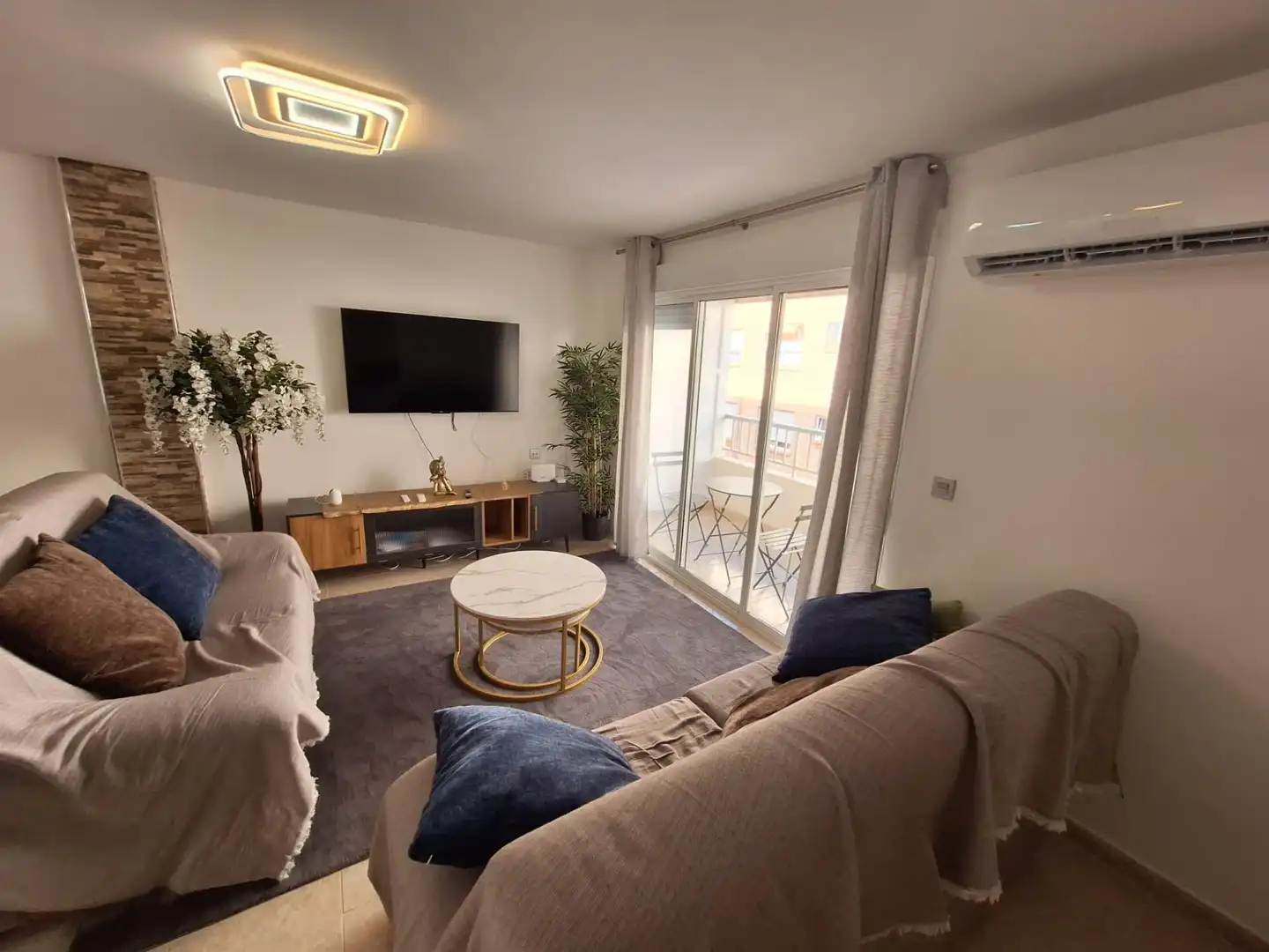 Living room of Apartments for rent in Torrevieja  with Air Conditioner and Balcony