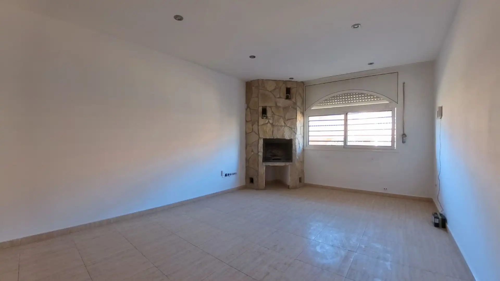 Sala d'estar de Casa o xalet en venda en Vallfogona de Balaguer amb Terrassa i Balcó