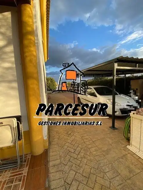 Parking of Houses for sale in Córdoba  with Private garden and Storage room