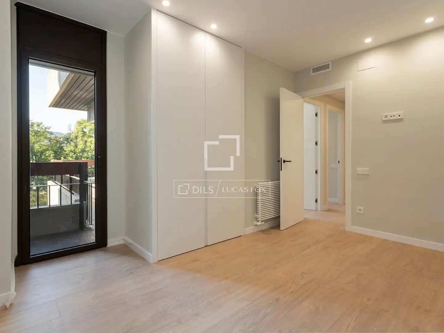 Schlafzimmer von Wohnung zur Miete in Barcelona mit Klimaanlage und Heizung