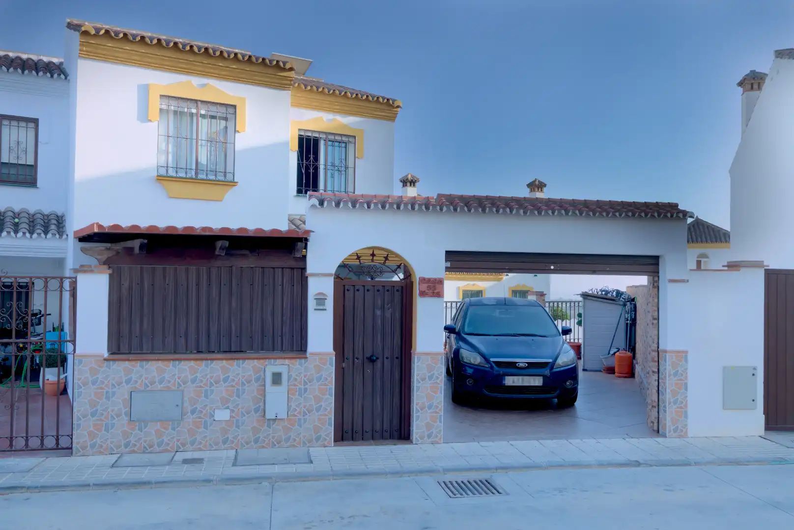 Exterior view of Houses for sale in Vélez-Málaga  with Air Conditioner, Swimming Pool and Furnished